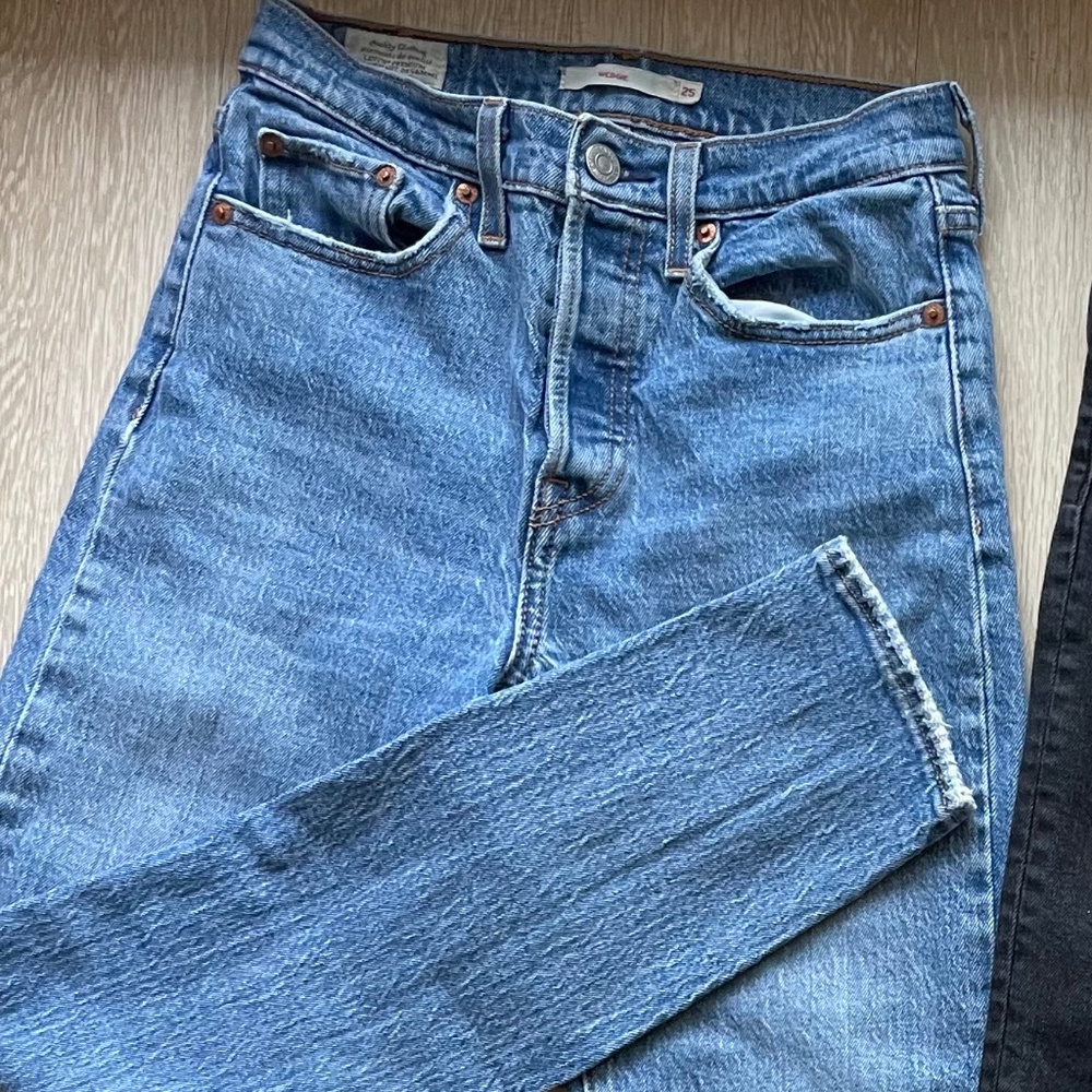Levi's Wedgie Jeans